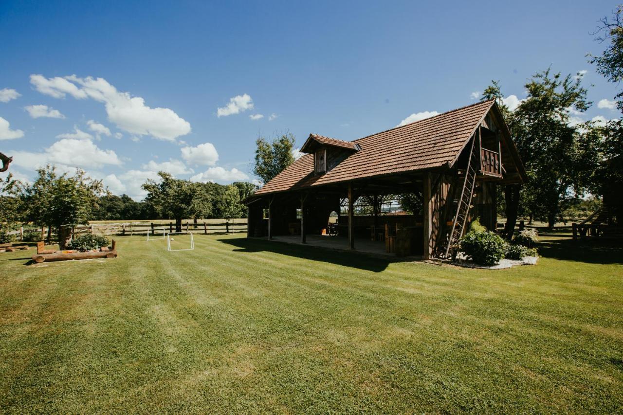 Treehouse Drevesna Hiska Strkovo Gnezdo Ranc Jures Hotel Ljutomer Exterior photo